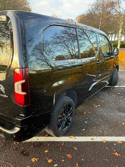 Citroen Berlingo 2021 photo 2