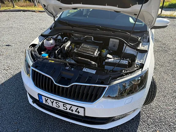 Skoda Fabia 2018 photo 4