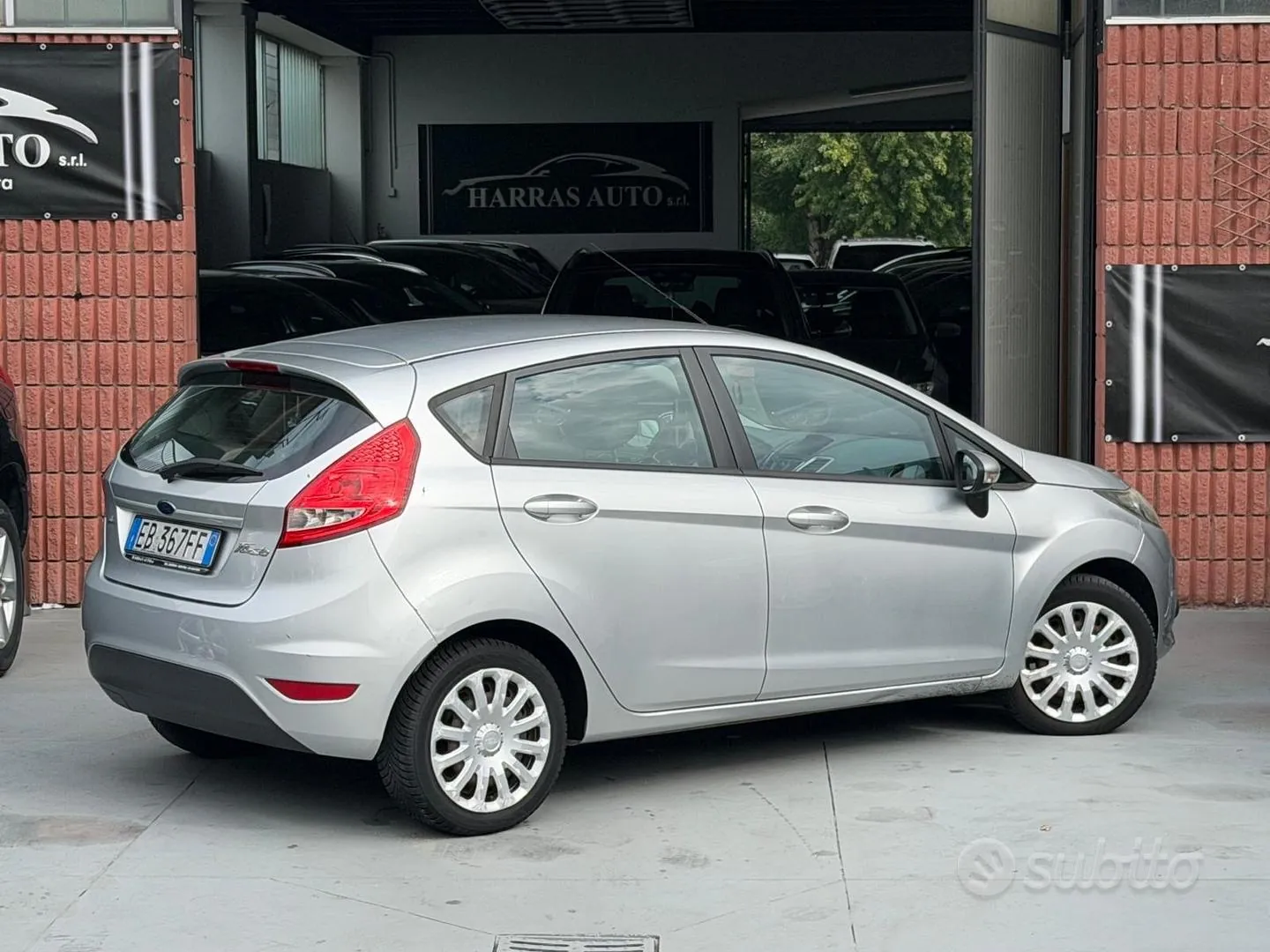 Ford Fiesta 2010 photo 4