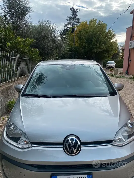 Volkswagen Up 2020 photo 3