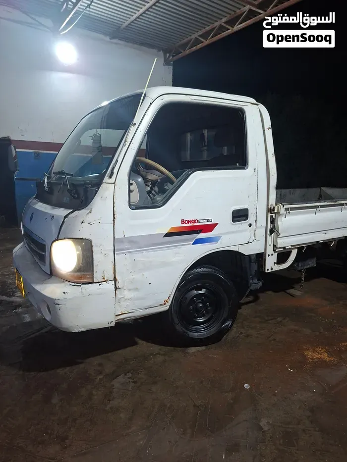 Kia Bongo 2004 photo 4