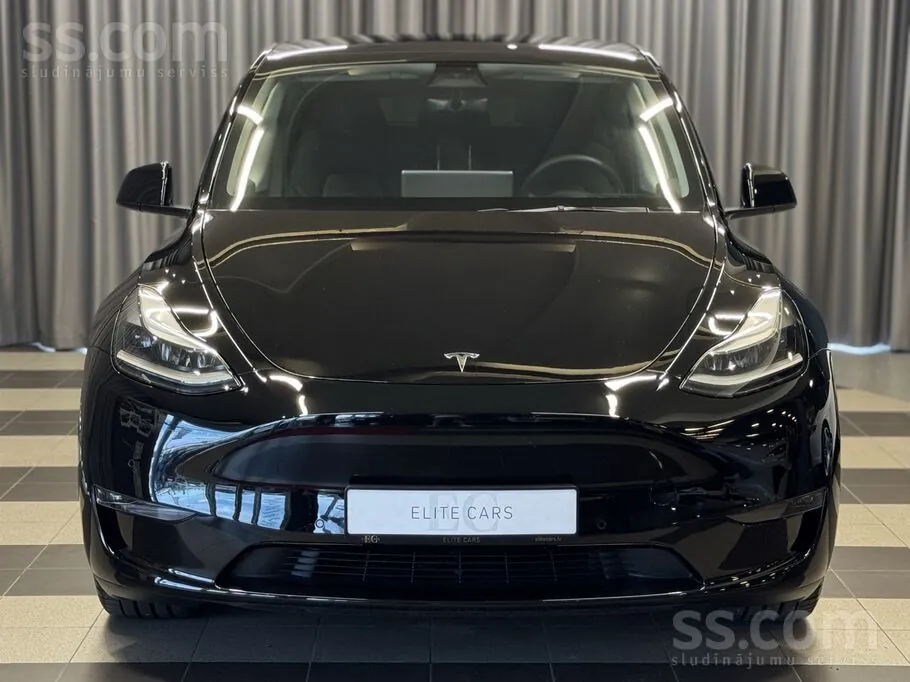 Tesla Model Y 2021 photo 2