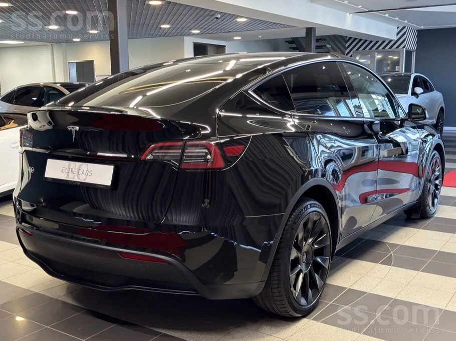 Tesla Model Y 2021 photo 4