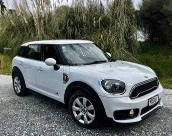 Mini Countryman 2019 photo 2