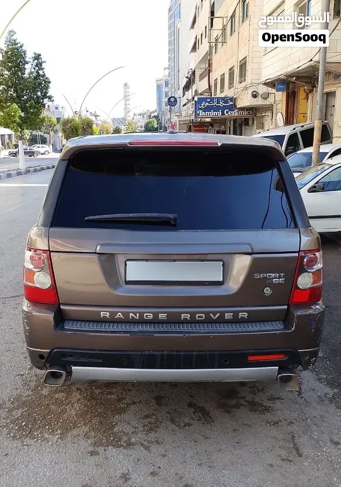 Land Rover Range Rover Sport 2010 photo 4