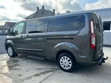 Ford Tourneo Custom 2023 photo 3