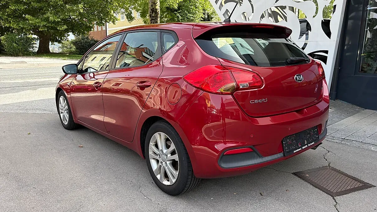 Kia Ceed 2014 photo 3