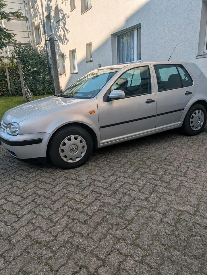 Volkswagen Golf 4