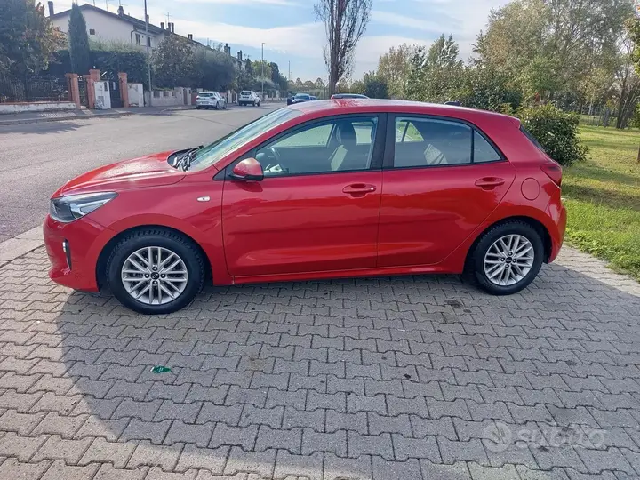 Kia Rio 2018 photo 5