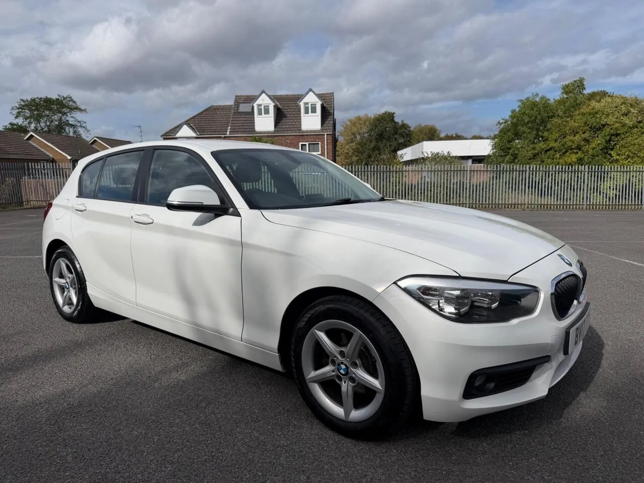 BMW 1 Series 2017 photo 3
