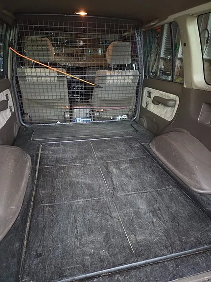 Toyota Land Cruiser 2000 photo 4