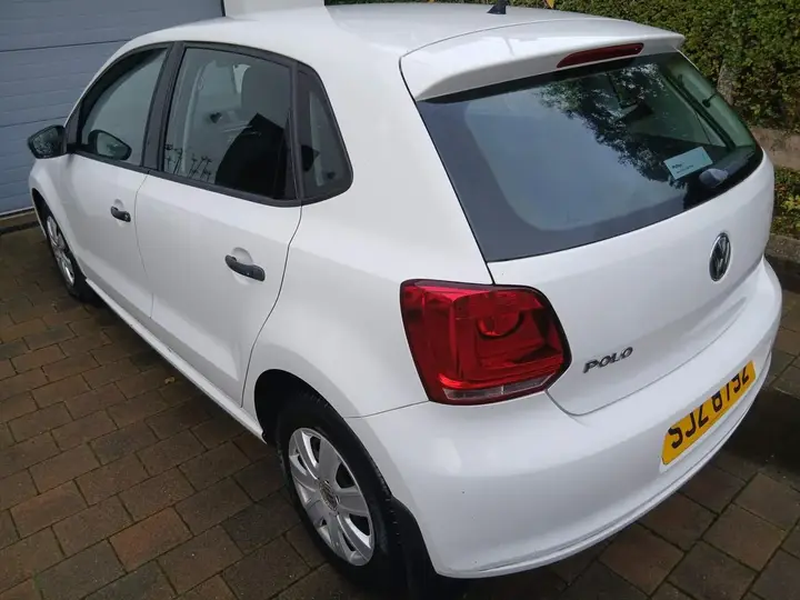 Volkswagen Polo 2011 photo 5