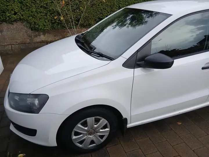 Volkswagen Polo 2011 photo 4