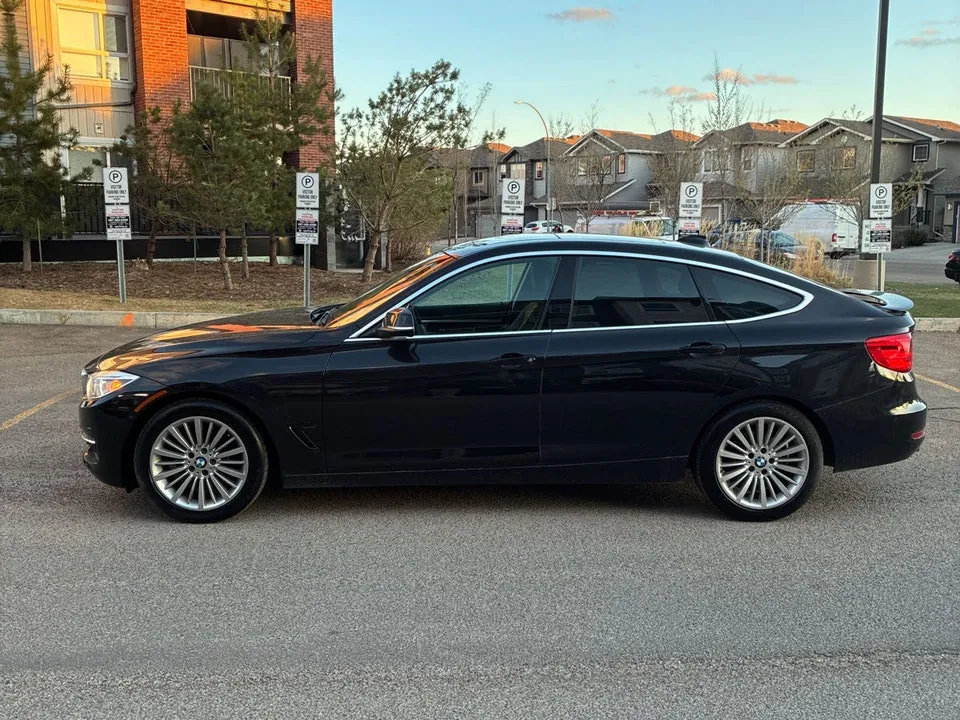 BMW 3 Series 2016 photo 3