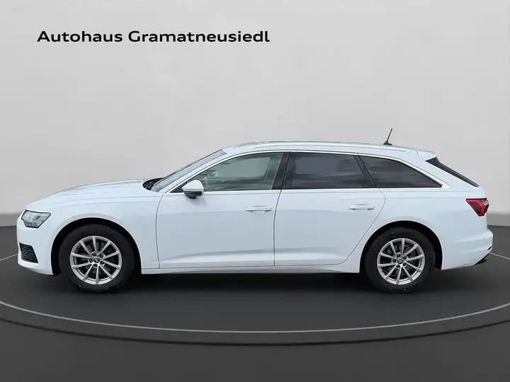 Audi A6 Avant 2019 photo 2