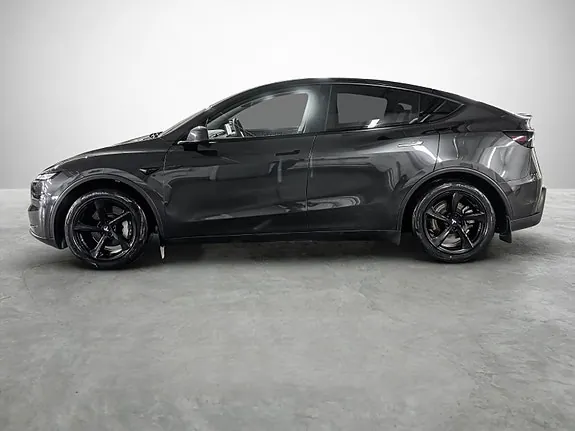Tesla Model Y 2025 photo 3