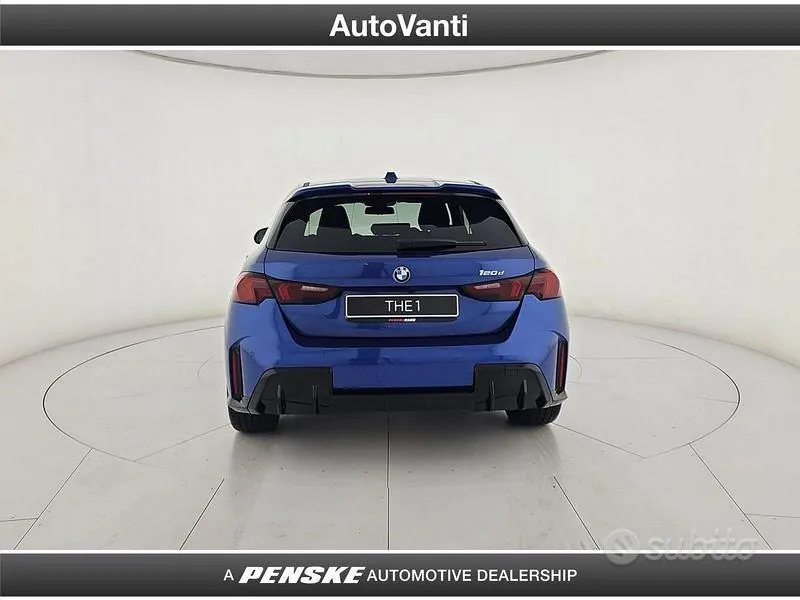BMW 1 Series 2026 photo 4