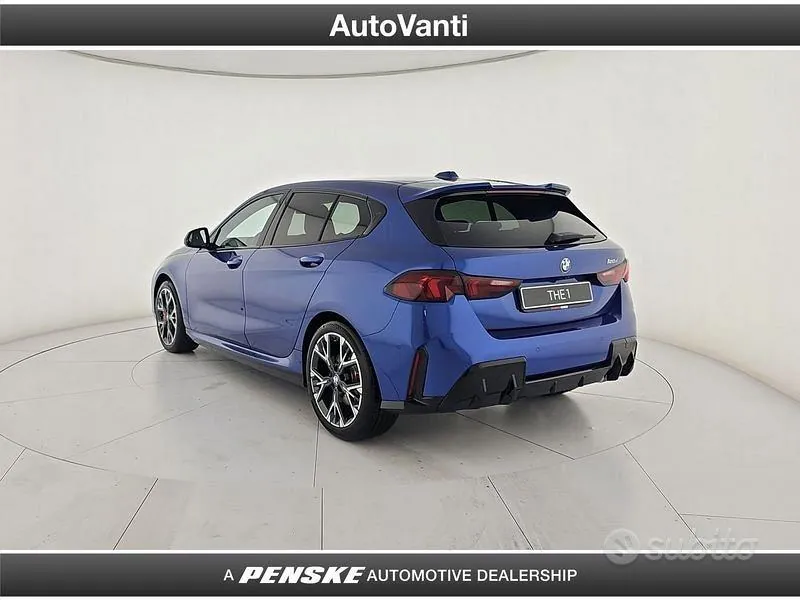 BMW 1 Series 2026 photo 3