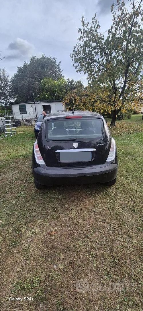 Lancia Ypsilon