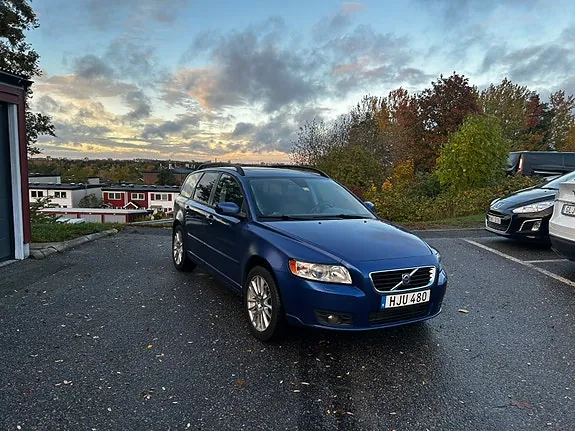 Volvo V50