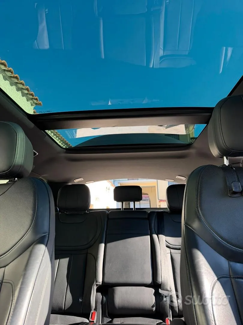 Land Rover Range Rover Sport 2023 photo 4