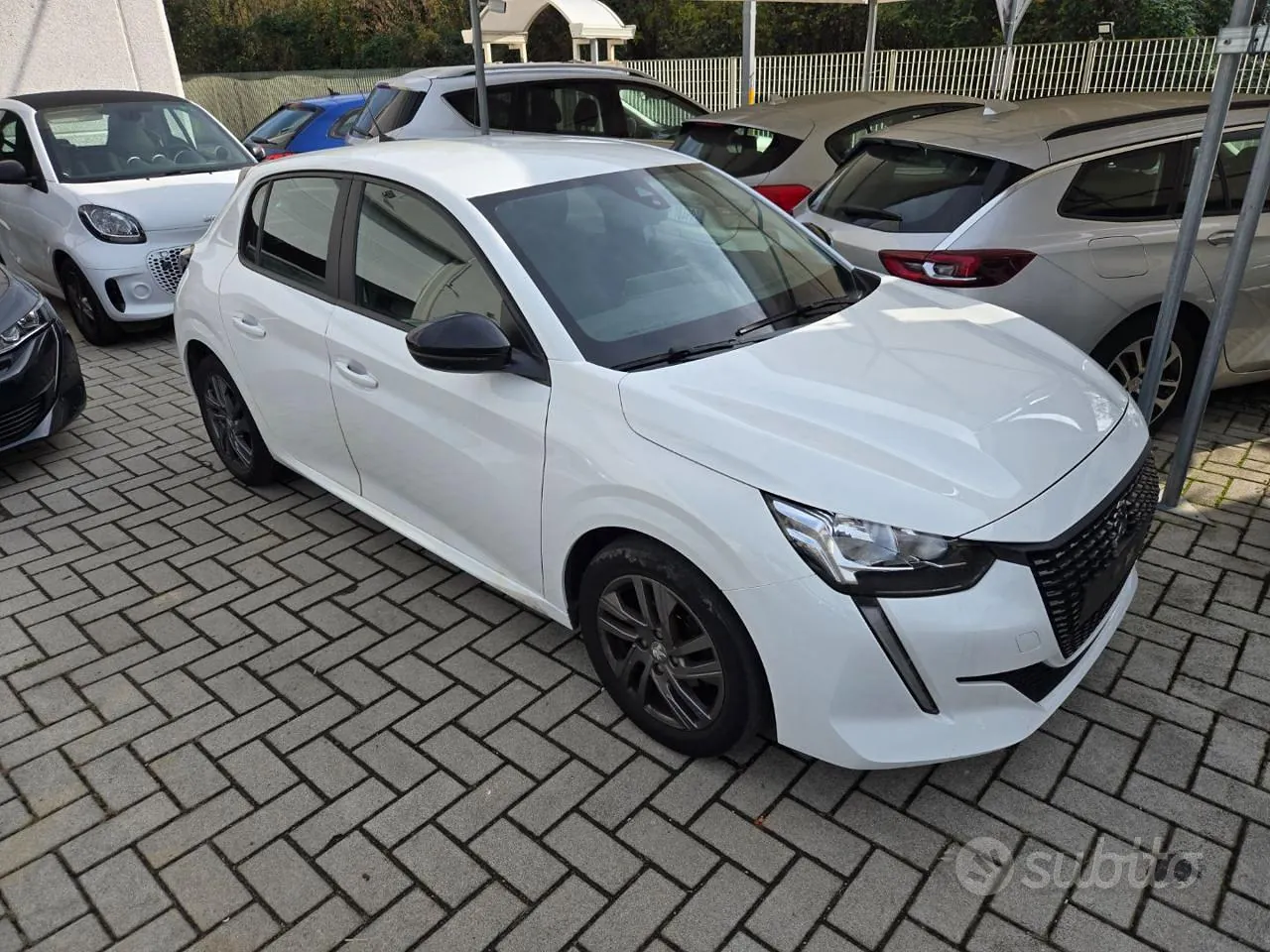 Peugeot 208 2022 photo 5