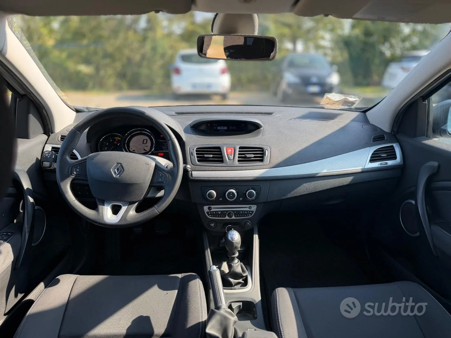 Renault Megane 2010 photo 5