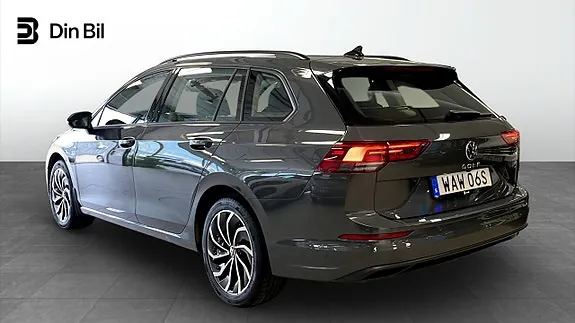 Volkswagen Golf I 2024 photo 3