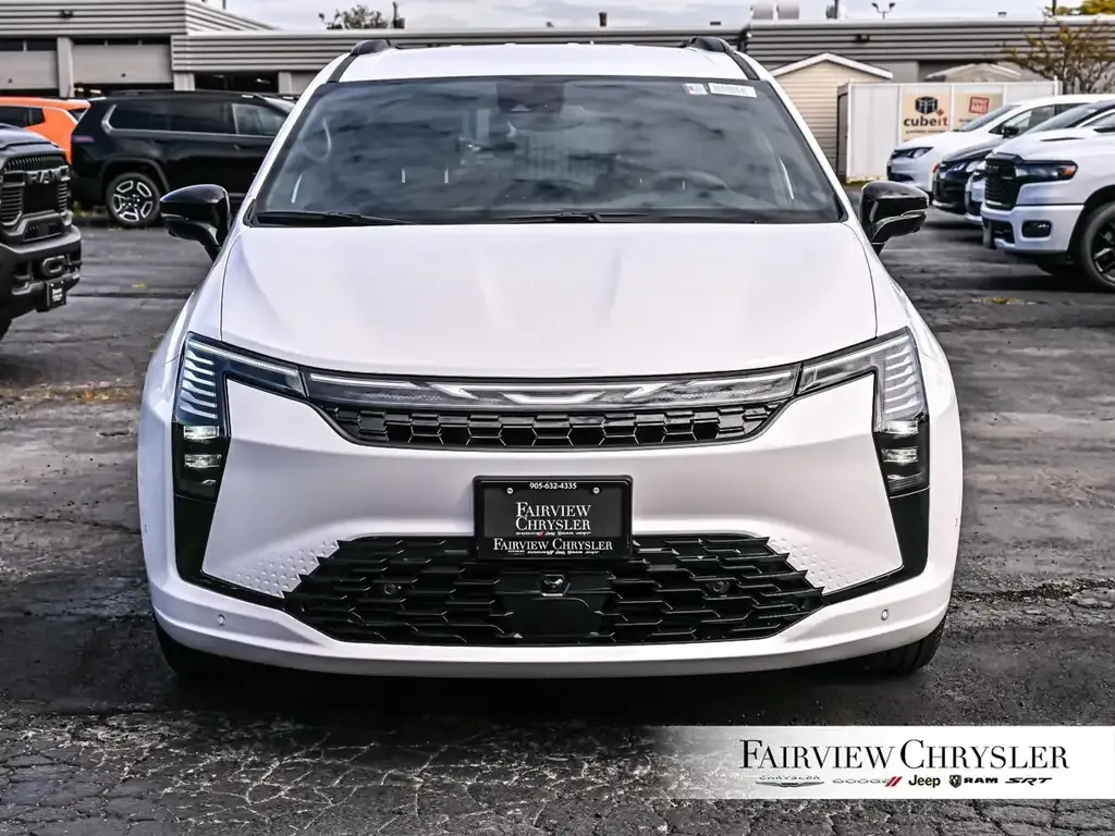 Chrysler Pacifica 2027 photo 2