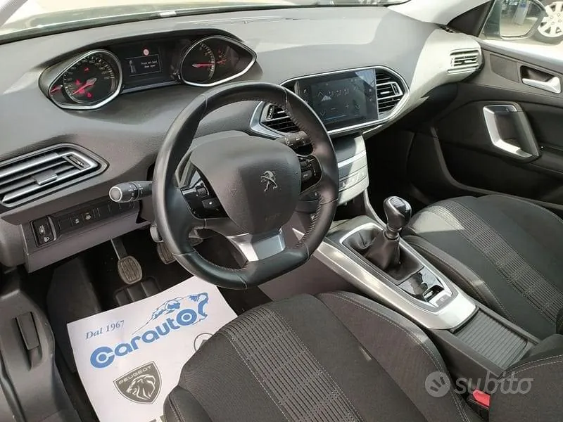 Peugeot 308 2021 photo 4
