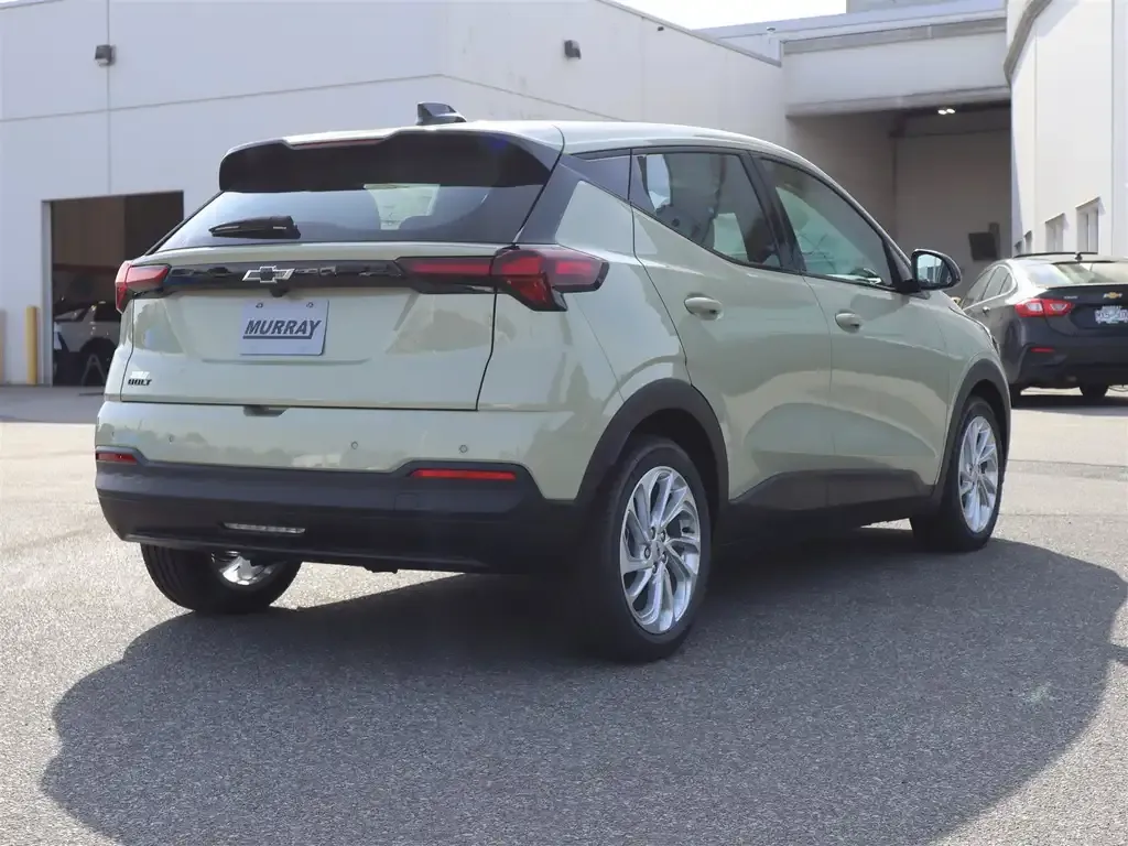 Chevrolet Bolt 2027 photo 5