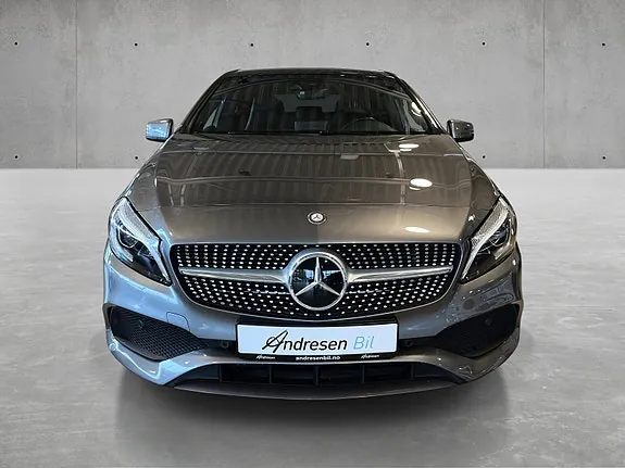 Mercedes-Benz A180 2018 photo 2
