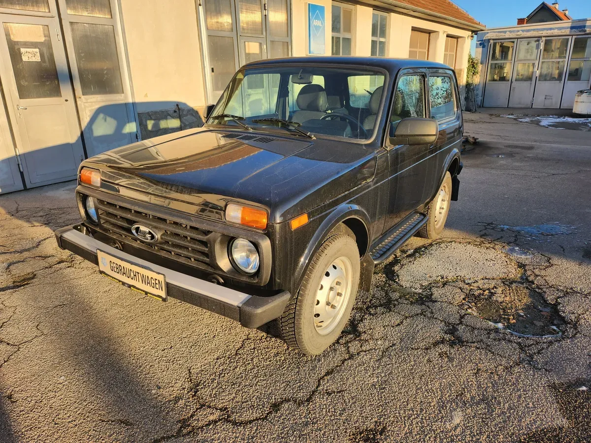 Lada Taiga 2020 photo 2