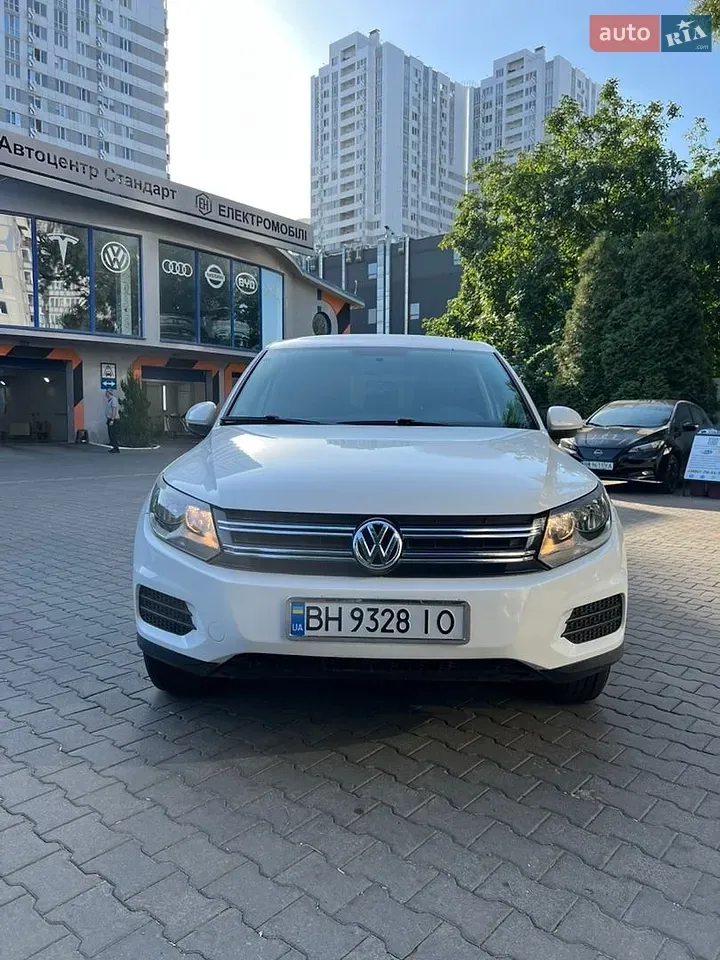 Volkswagen Tiguan 2013 photo 2