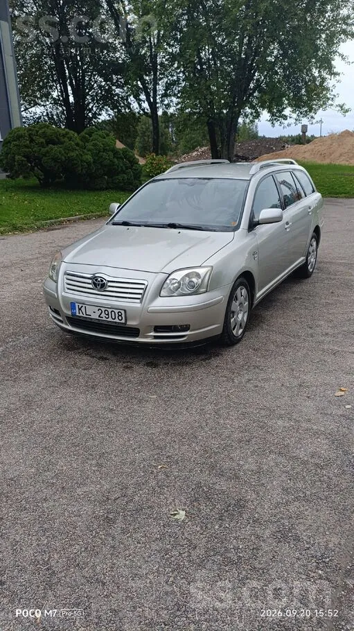 Toyota Avensis 2005 photo 2