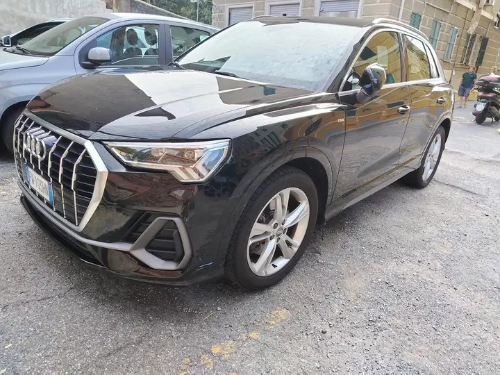 Audi Q3 2019 photo 4