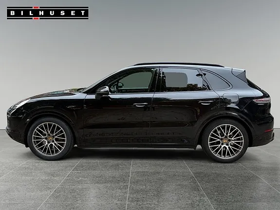 Porsche Cayenne 2023 photo 3