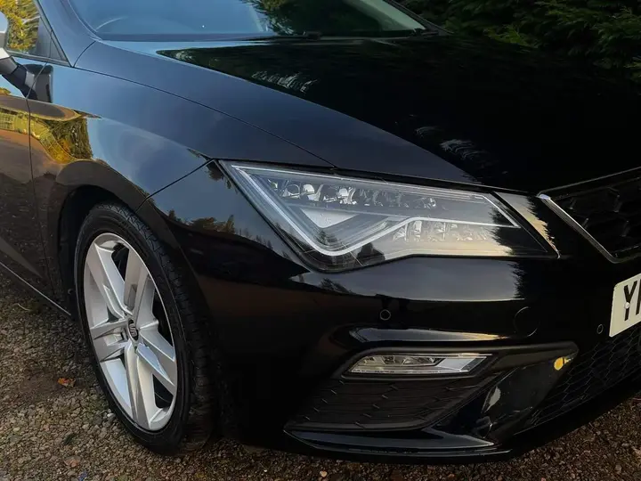 Seat Leon 2019 photo 3