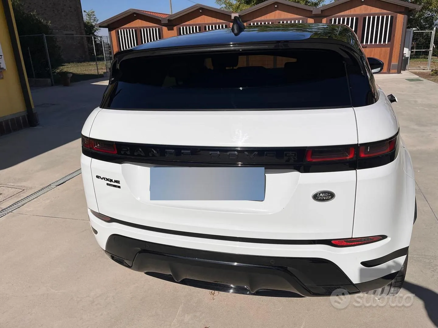 Land Rover Range Rover Evoque 2019 photo 2