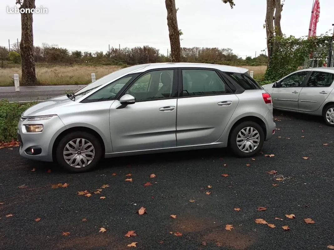 Citroen C4 Picasso 2013 photo 3