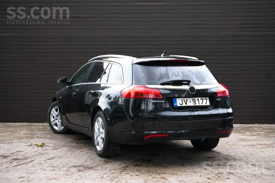Opel Insignia 2011 photo 4