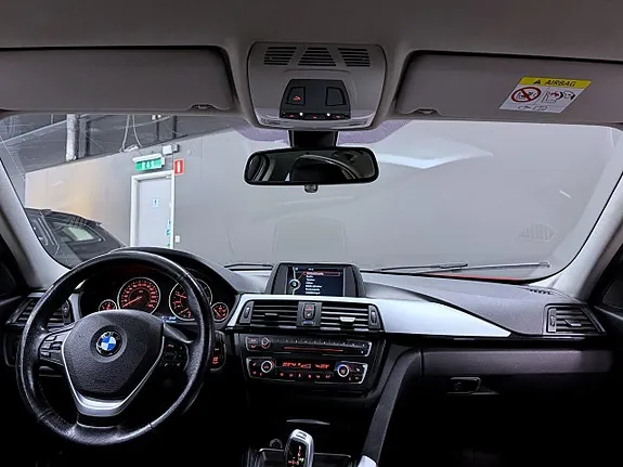 BMW 320D 2014 photo 2