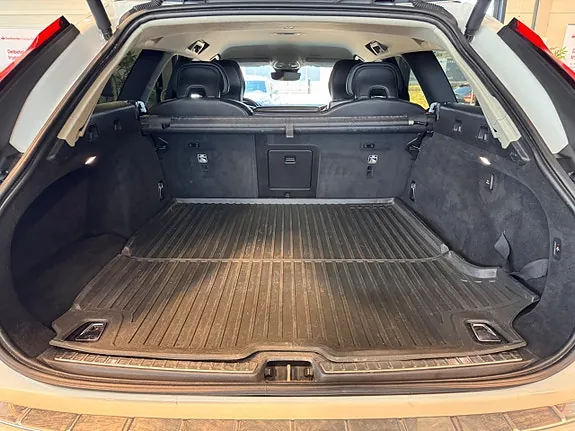 Volvo V90 Cross Country 2022 photo 5