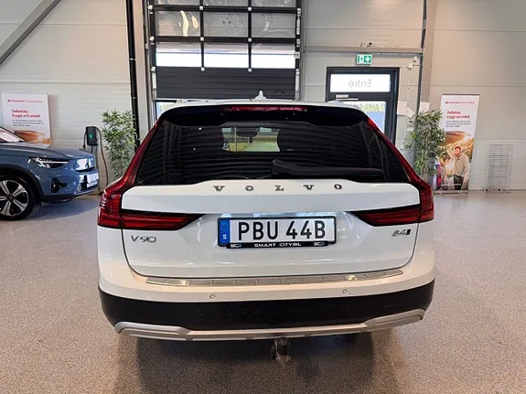 Volvo V90 Cross Country 2022 photo 4
