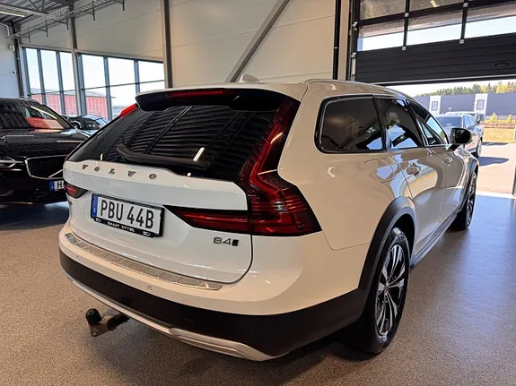 Volvo V90 Cross Country 2022 photo 3