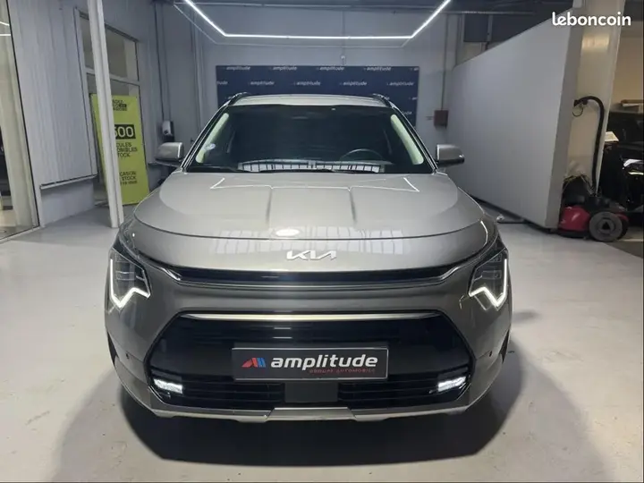 Kia Niro 2023 photo 2