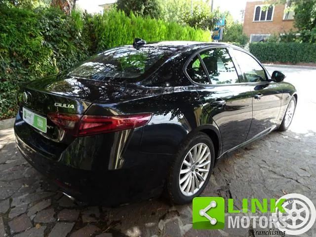 Alfa Romeo Giulia 2016 photo 4