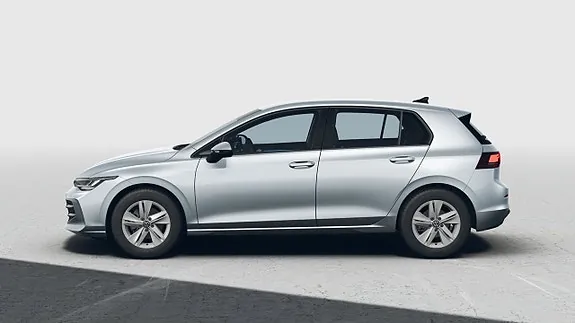 Volkswagen Golf I 2026 photo 2