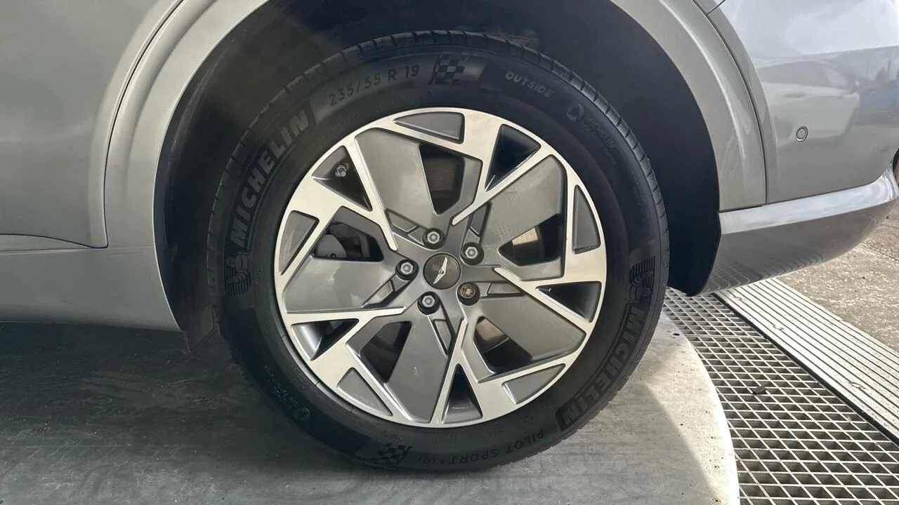 Genesis Gv70 2024 photo 5