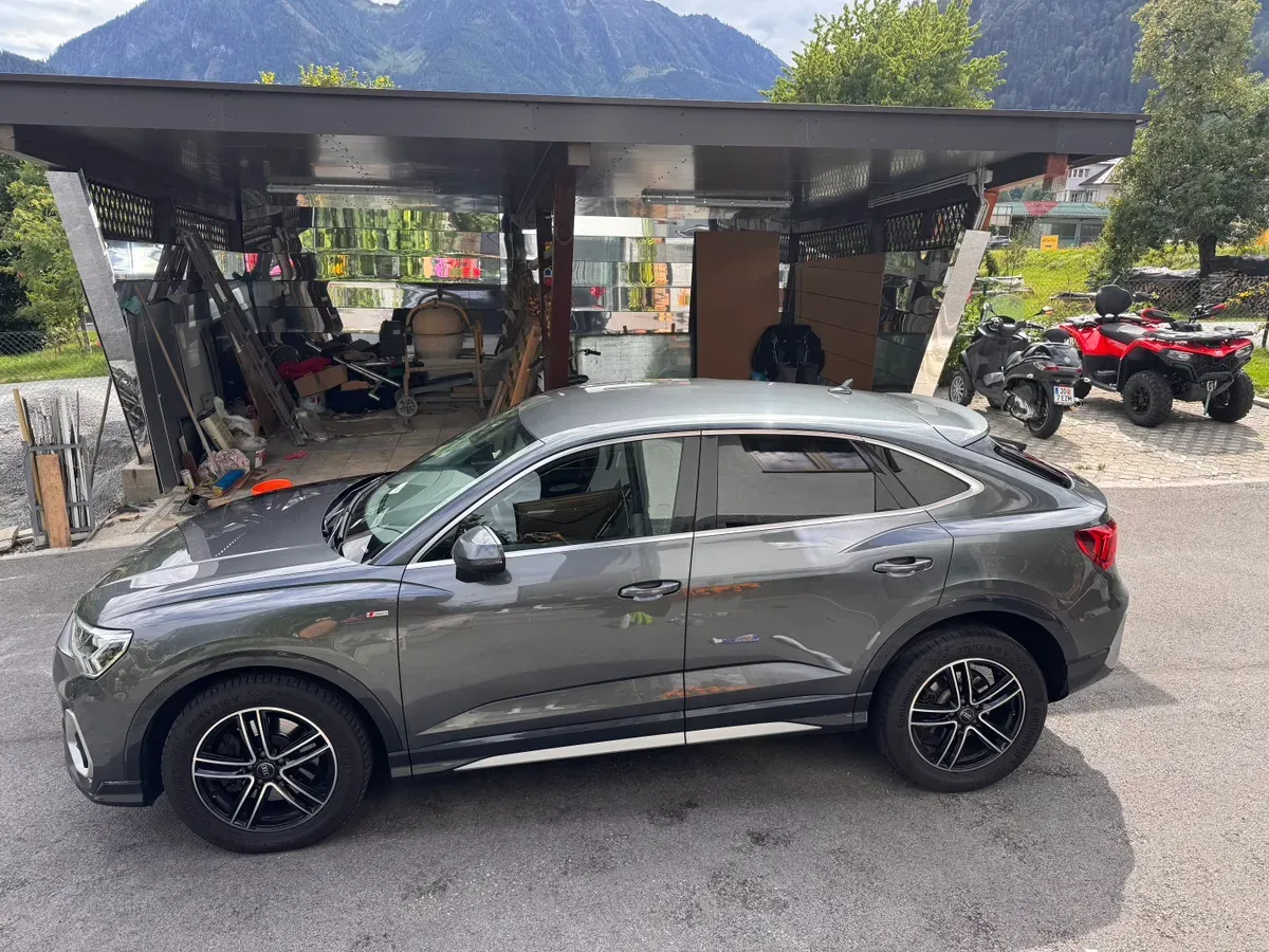 Audi Q3 2020 photo 3